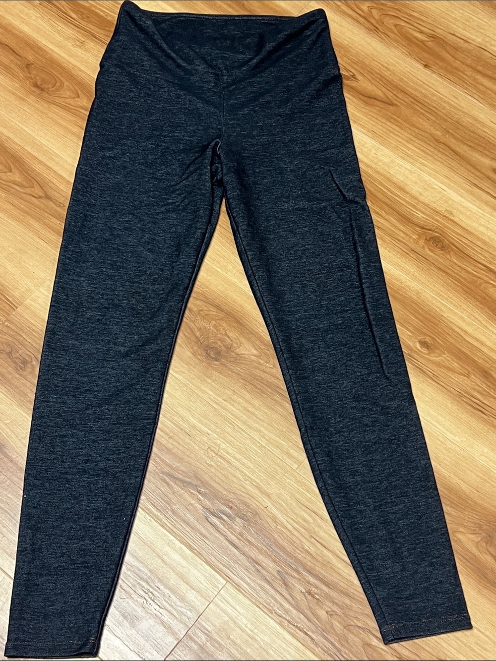 XS 0-2 No Boundaries black heather Leggings